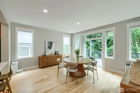 5060 163rd Place SE Bellevue WA 98006