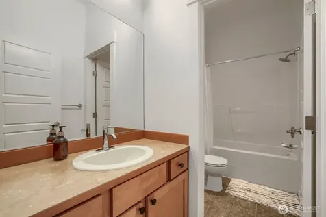 5060 163rd Place SE Bellevue WA 98006