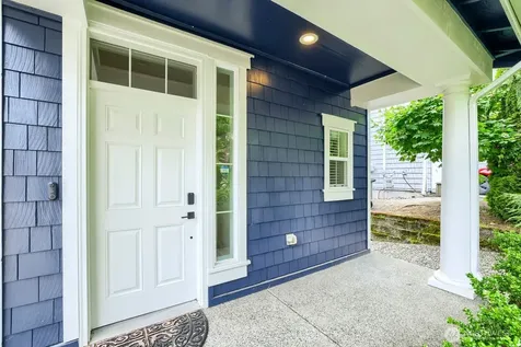 5060 163rd Place SE Bellevue WA 98006
