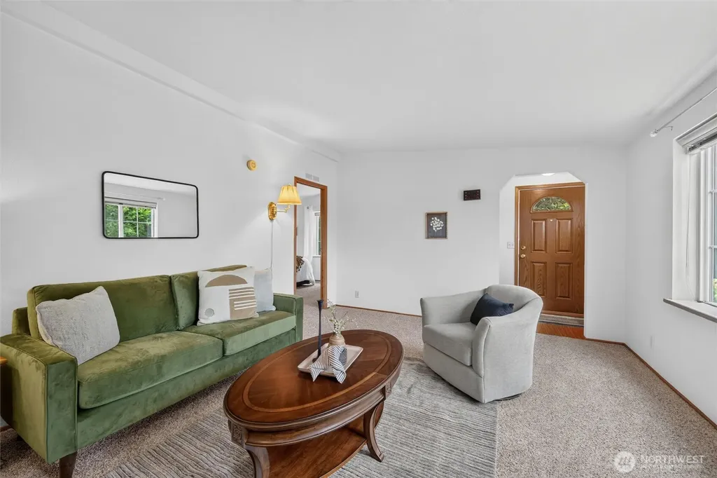 5027 Yellow Brick Road Bellingham WA 98226