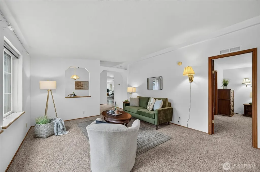 5027 Yellow Brick Road Bellingham WA 98226