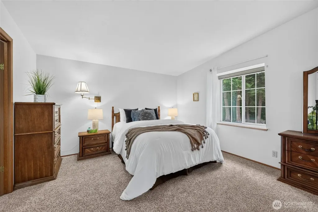 5027 Yellow Brick Road Bellingham WA 98226