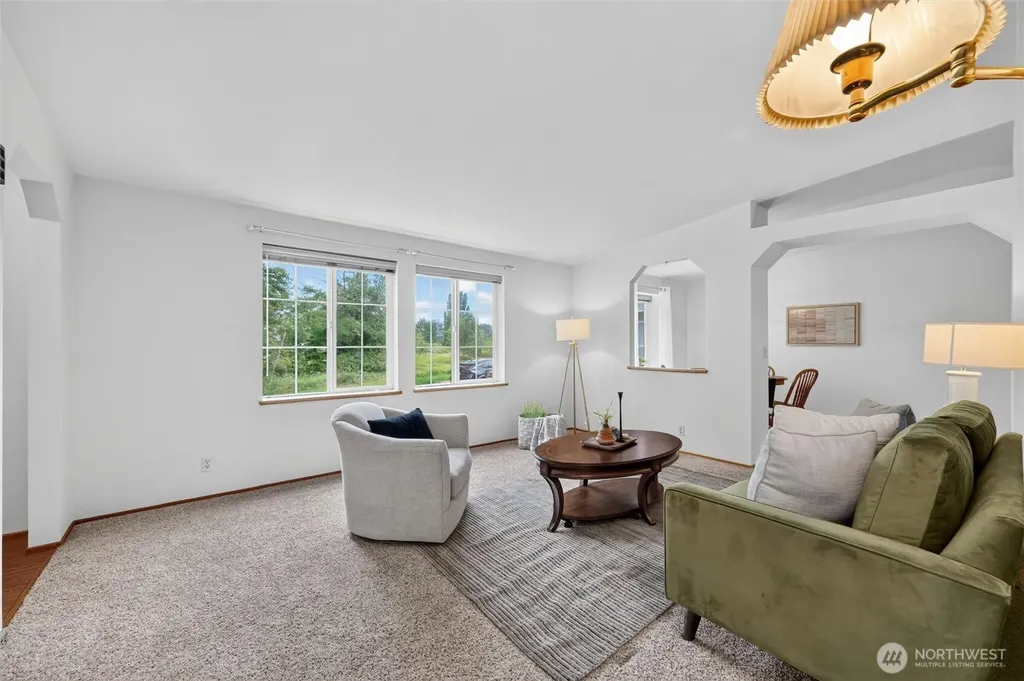 5027 Yellow Brick Road Bellingham WA 98226