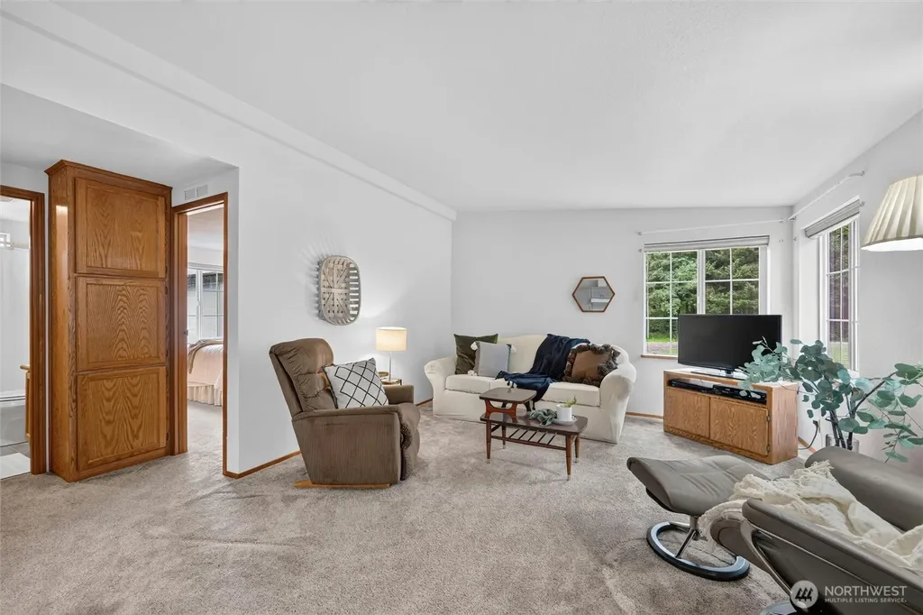 5027 Yellow Brick Road Bellingham WA 98226