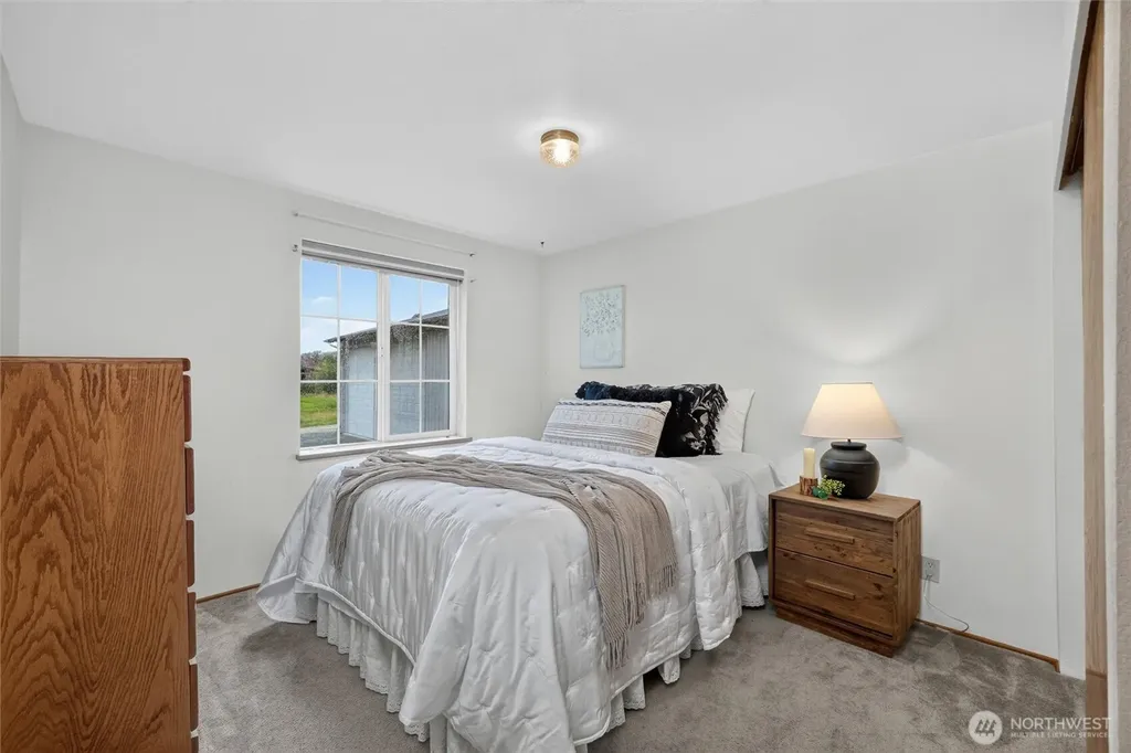 5027 Yellow Brick Road Bellingham WA 98226