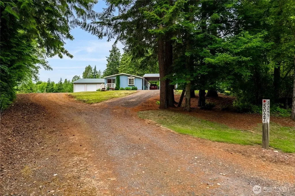 5027 Yellow Brick Road Bellingham WA 98226