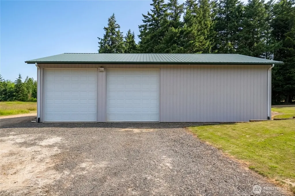 5027 Yellow Brick Road Bellingham WA 98226
