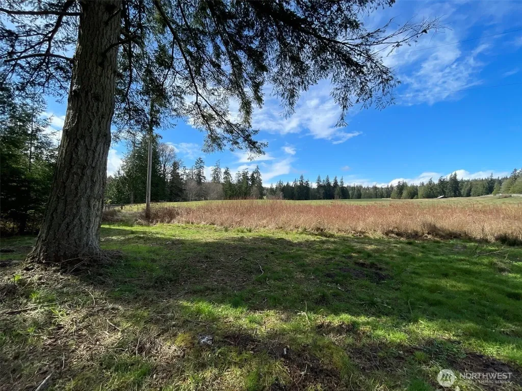 33247 Eglon Road NE Kingston WA 98346