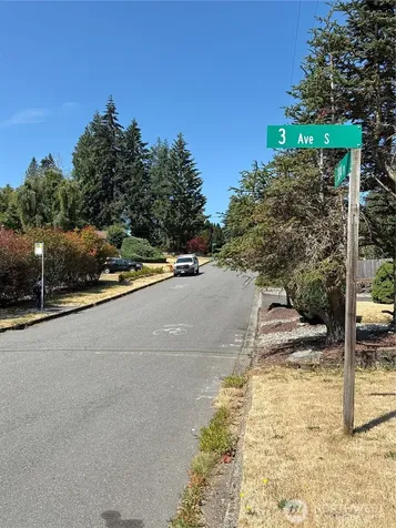 30443 3rd Avenue S Federal Way WA 98003