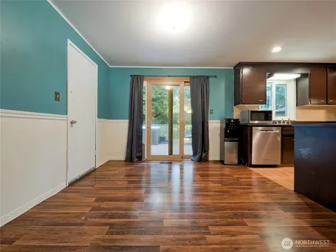 30443 3rd Avenue S Federal Way WA 98003
