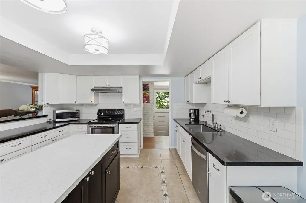 7221 Topaz Court SW Lakewood WA 98498