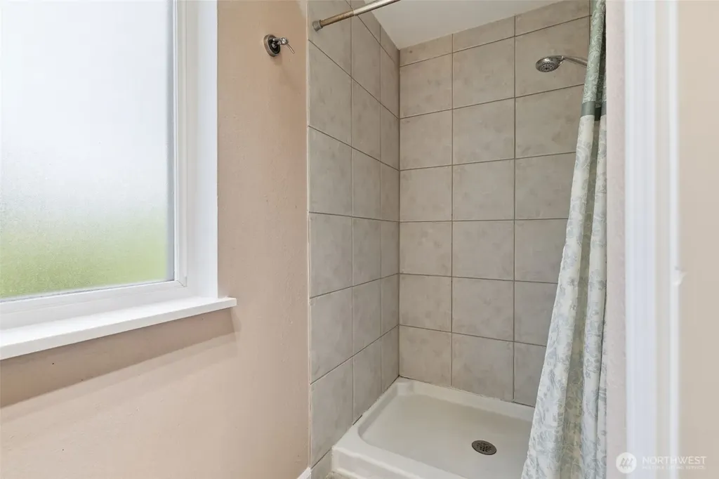 7221 Topaz Court SW Lakewood WA 98498