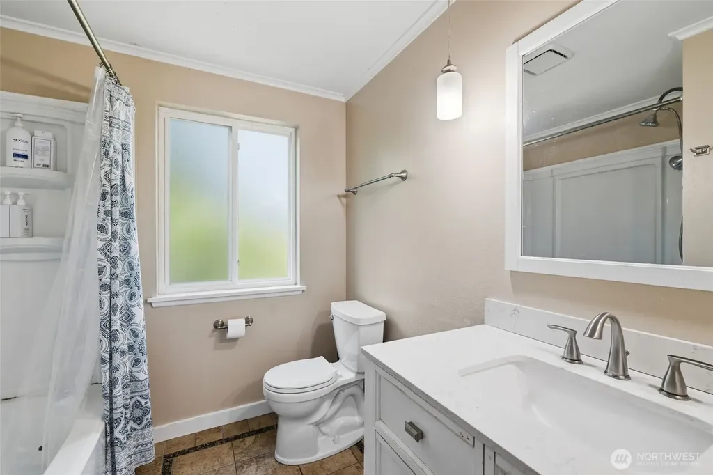7221 Topaz Court SW Lakewood WA 98498
