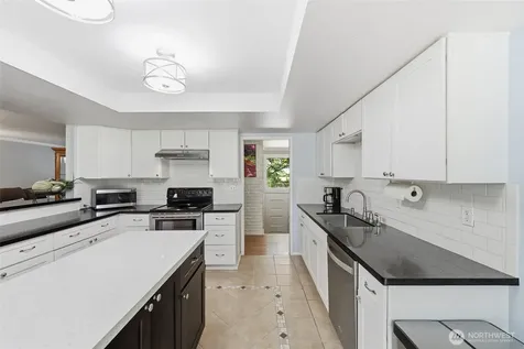 7221 Topaz Court SW Lakewood WA 98498