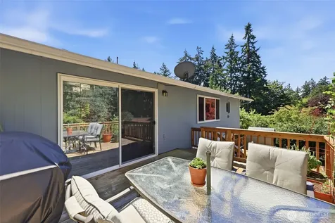 7221 Topaz Court SW Lakewood WA 98498