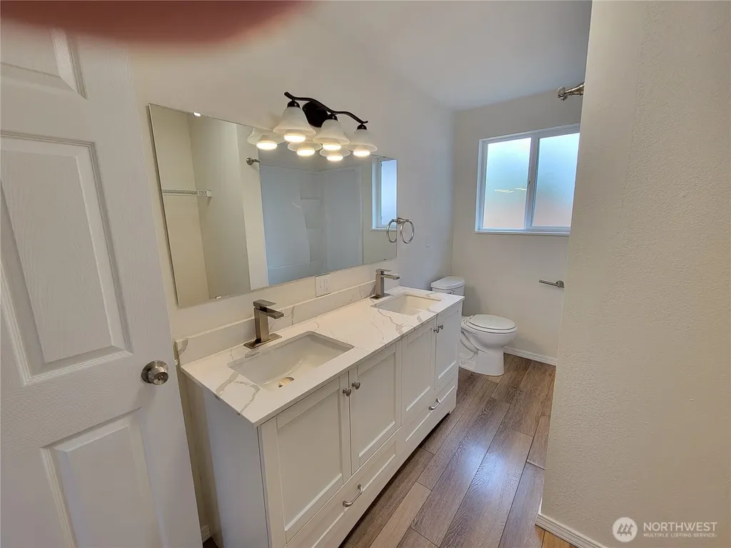 1713 W Martin Street Elma WA 98541