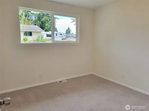 1713 W Martin Street Elma WA 98541