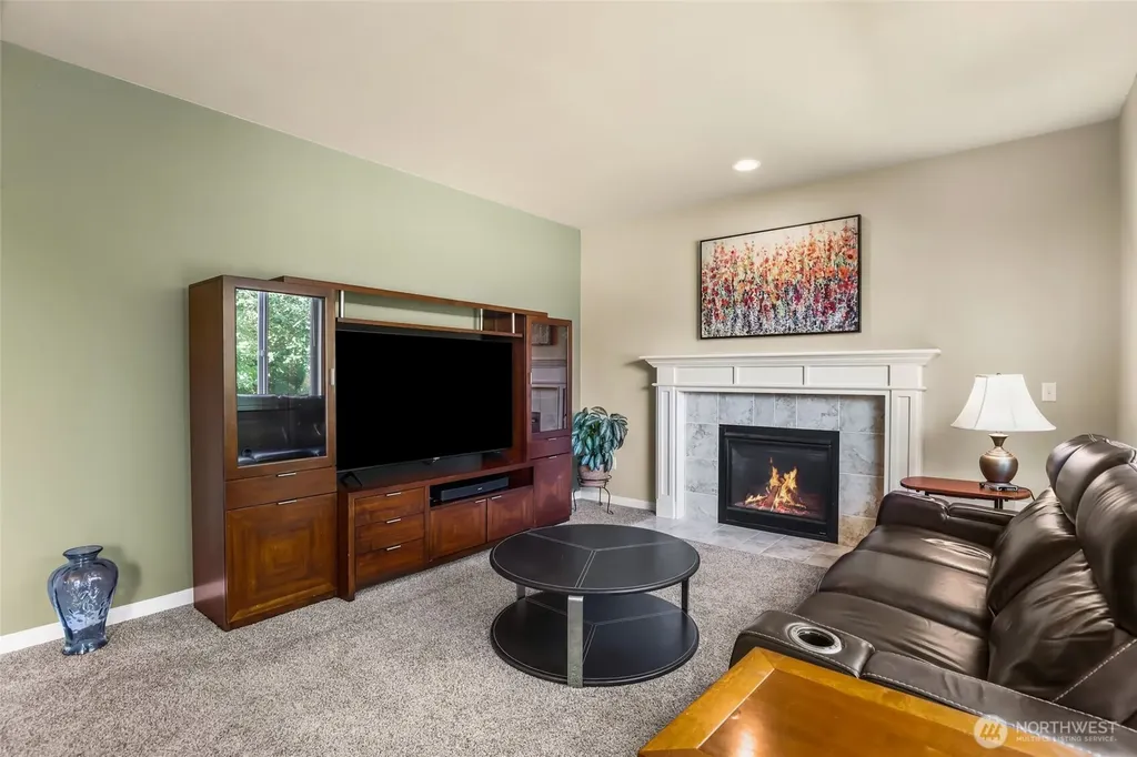 3711 Santis Loop SE Lacey WA 98503
