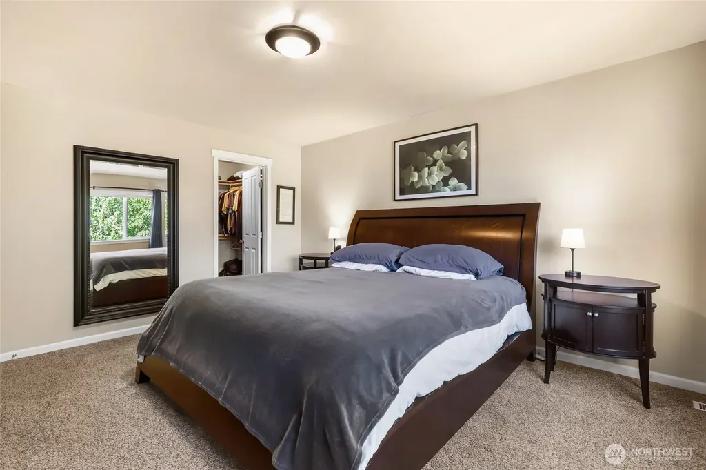 3711 Santis Loop SE Lacey WA 98503