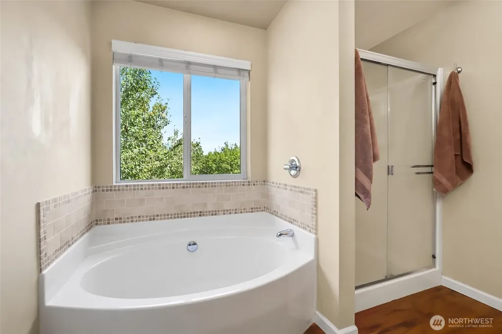 3711 Santis Loop SE Lacey WA 98503