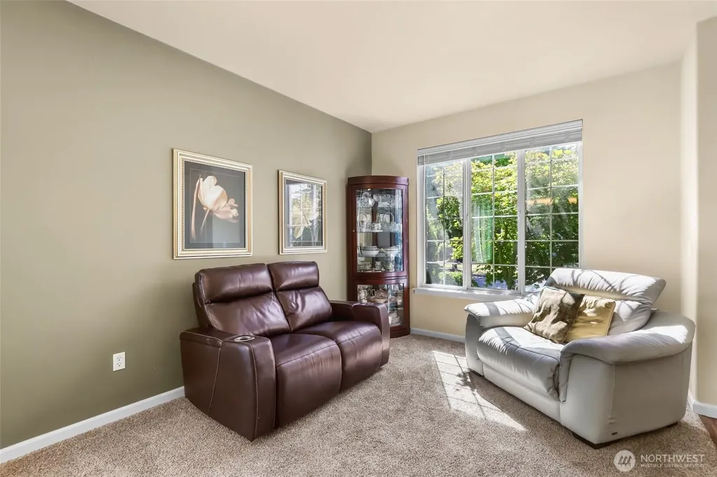 3711 Santis Loop SE Lacey WA 98503
