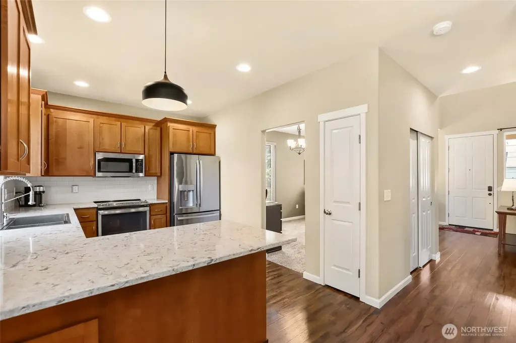 3711 Santis Loop SE Lacey WA 98503