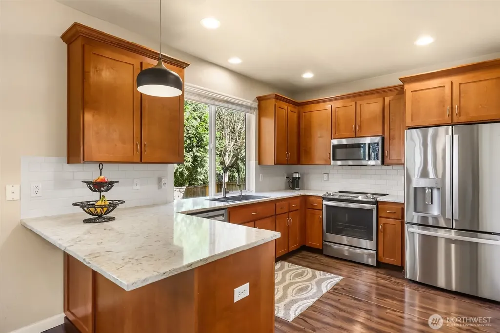 3711 Santis Loop SE Lacey WA 98503