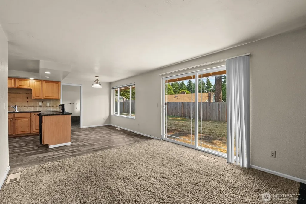 9824 Onyx Drive SW Lakewood WA 98498