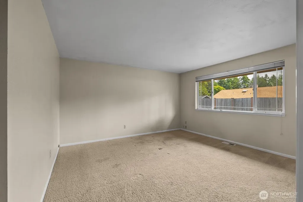9824 Onyx Drive SW Lakewood WA 98498