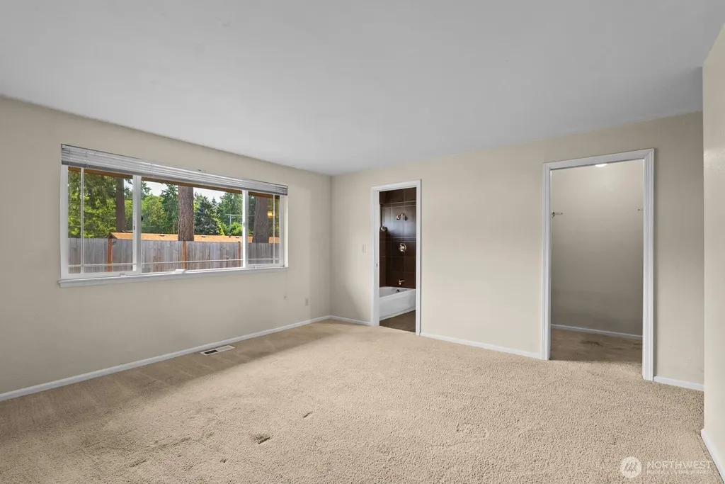 9824 Onyx Drive SW Lakewood WA 98498