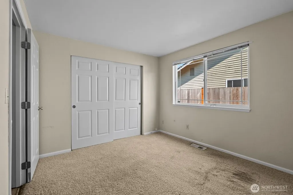 9824 Onyx Drive SW Lakewood WA 98498