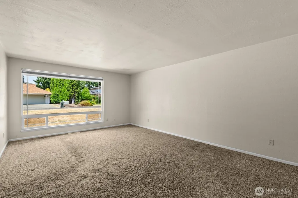 9824 Onyx Drive SW Lakewood WA 98498