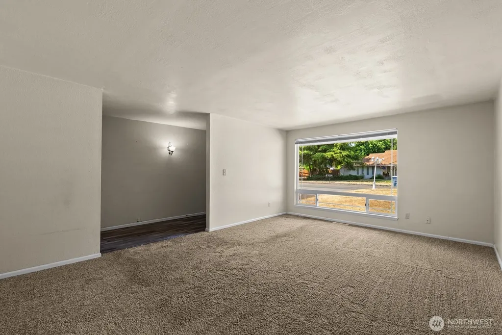 9824 Onyx Drive SW Lakewood WA 98498