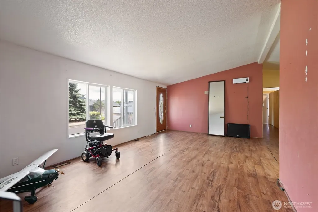 600 Egret Lane Longview WA 98632
