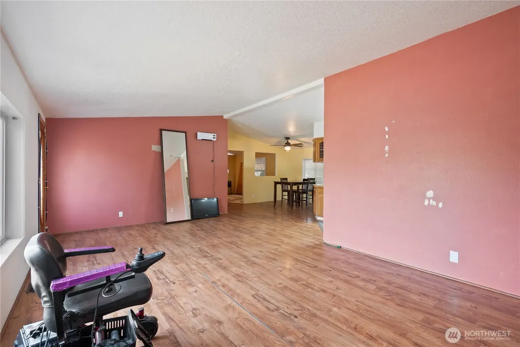 600 Egret Lane Longview WA 98632