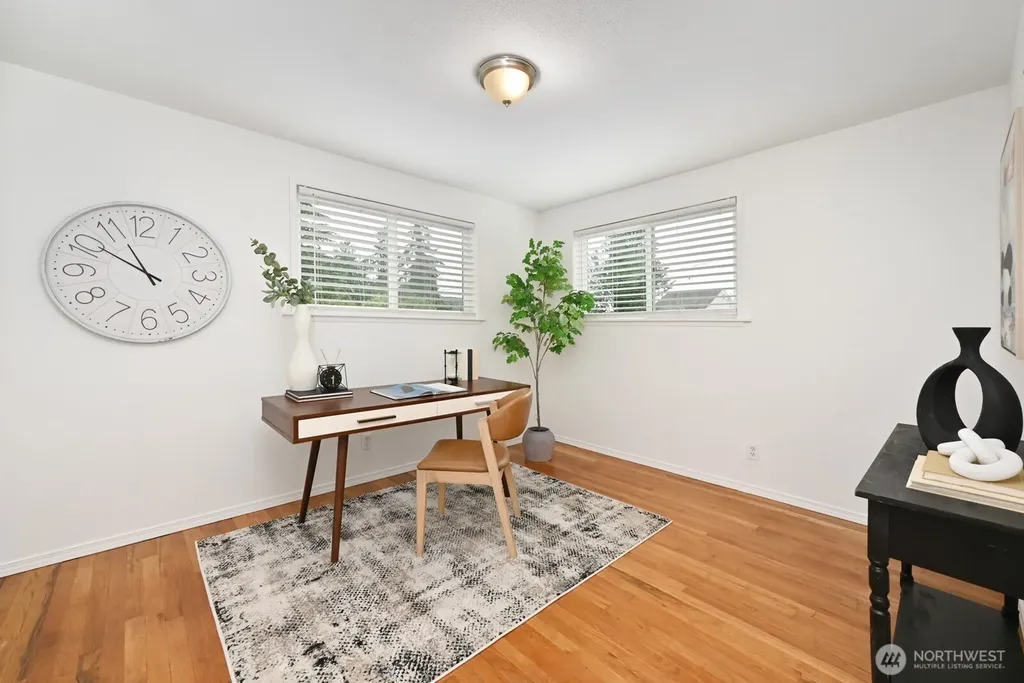 10625 16th Avenue SW Seattle WA 98146
