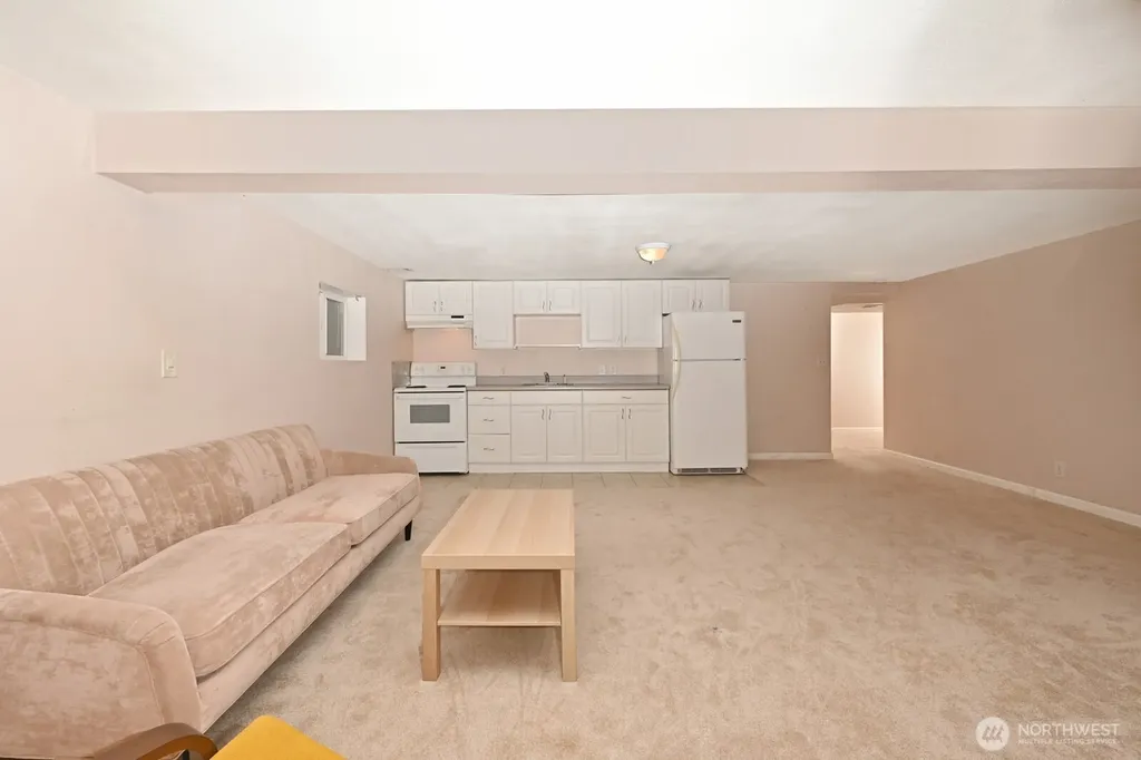 10625 16th Avenue SW Seattle WA 98146