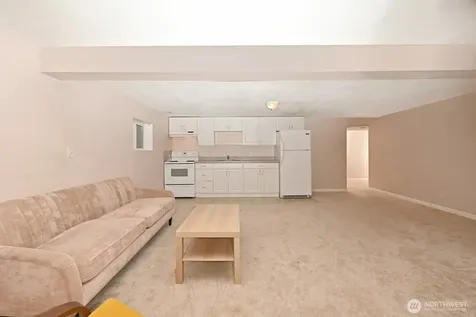 10625 17th Avenue SW Seattle WA 98146