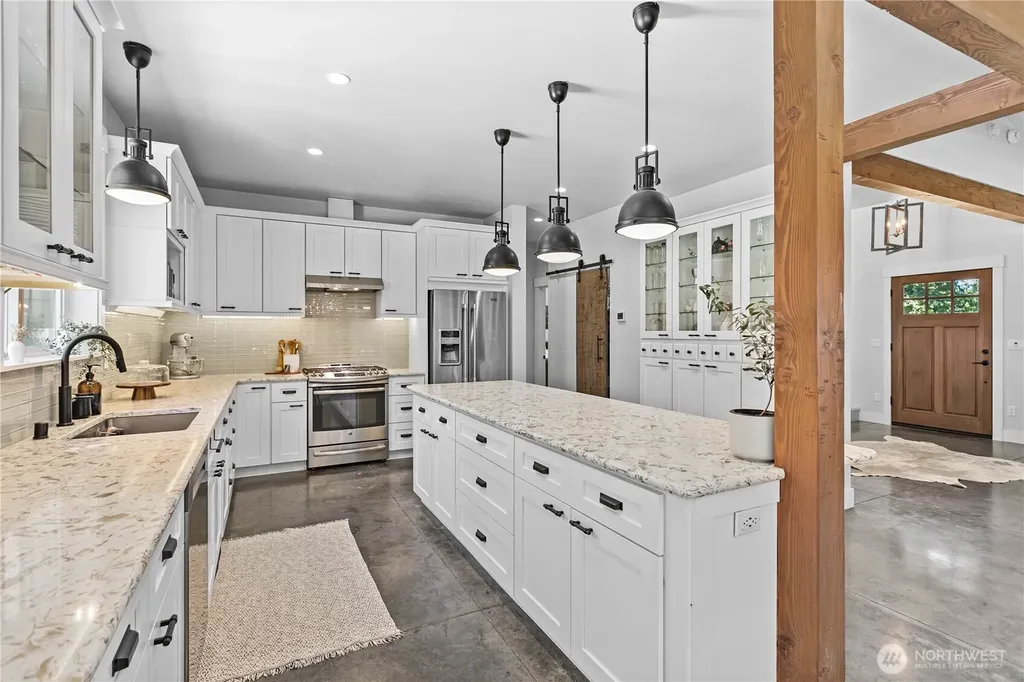 6040 Birch Point Road Blaine WA 98230