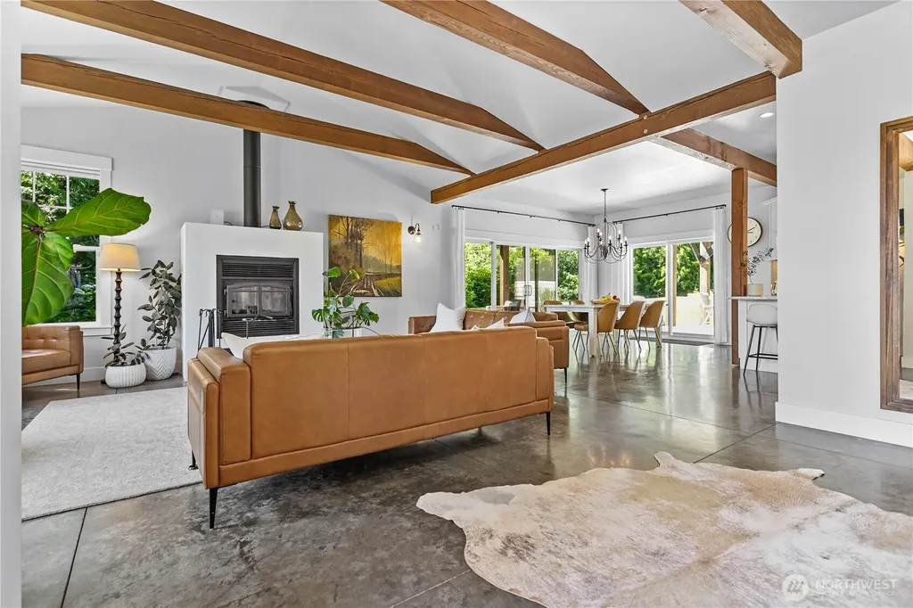 6040 Birch Point Road Blaine WA 98230