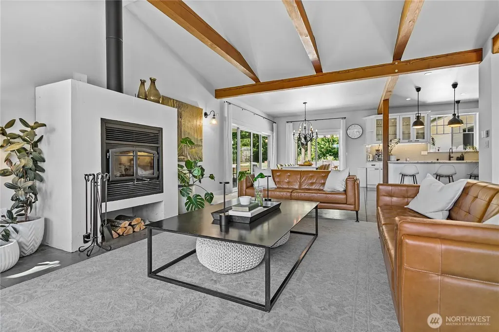 6040 Birch Point Road Blaine WA 98230