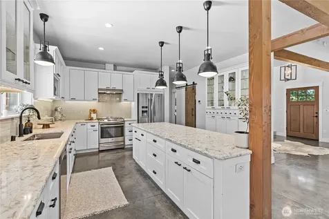 6040 Birch Point Road Blaine WA 98230