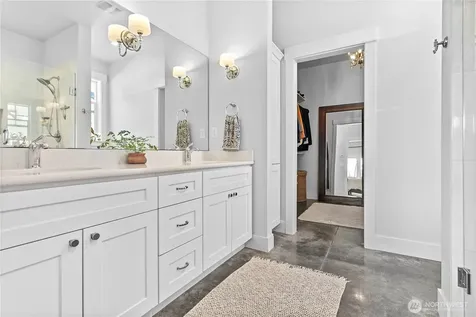 6040 Birch Point Road Blaine WA 98230