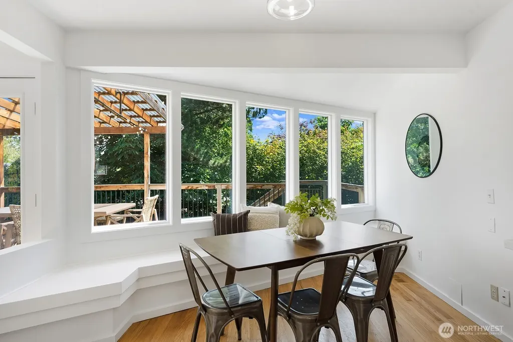 2034 Federal Avenue E Seattle WA 98102