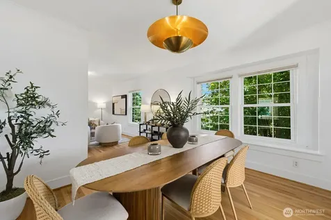 2034 Federal Avenue E Seattle WA 98102