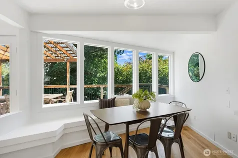 2034 Federal Avenue E Seattle WA 98102