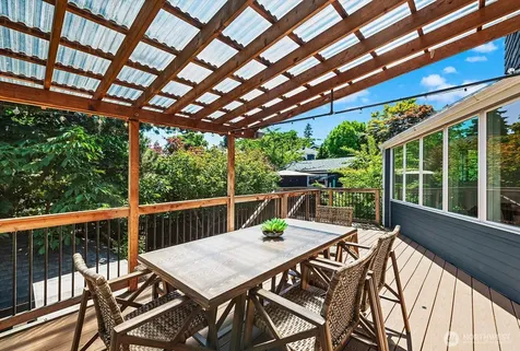 2034 Federal Avenue E Seattle WA 98102