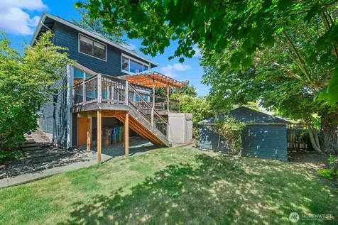 2034 Federal Avenue E Seattle WA 98102