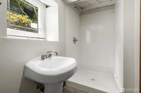 2034 Federal Avenue E Seattle WA 98102