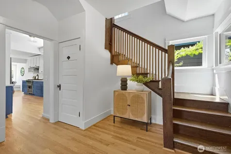2034 Federal Avenue E Seattle WA 98102